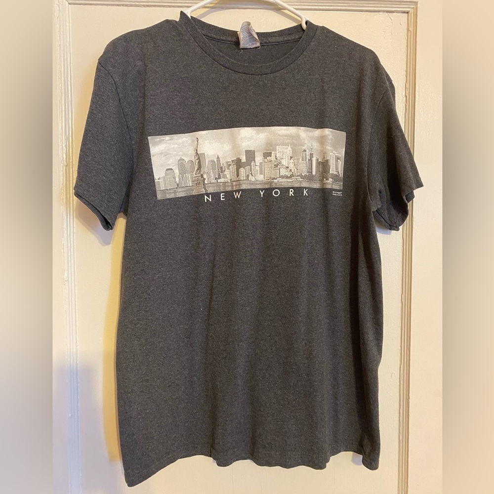 Delta Pro Weight New York T-shirt size M